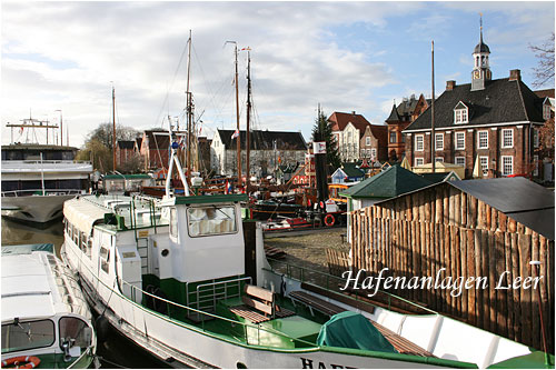 Hafenanlagen im Hafen von Leer.